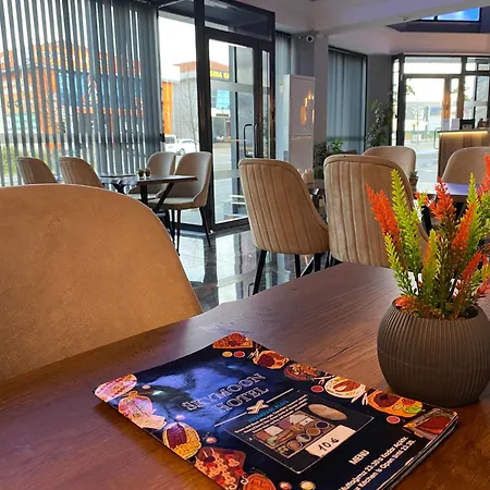 Skymoon Istanbul Airport Hotel 4*